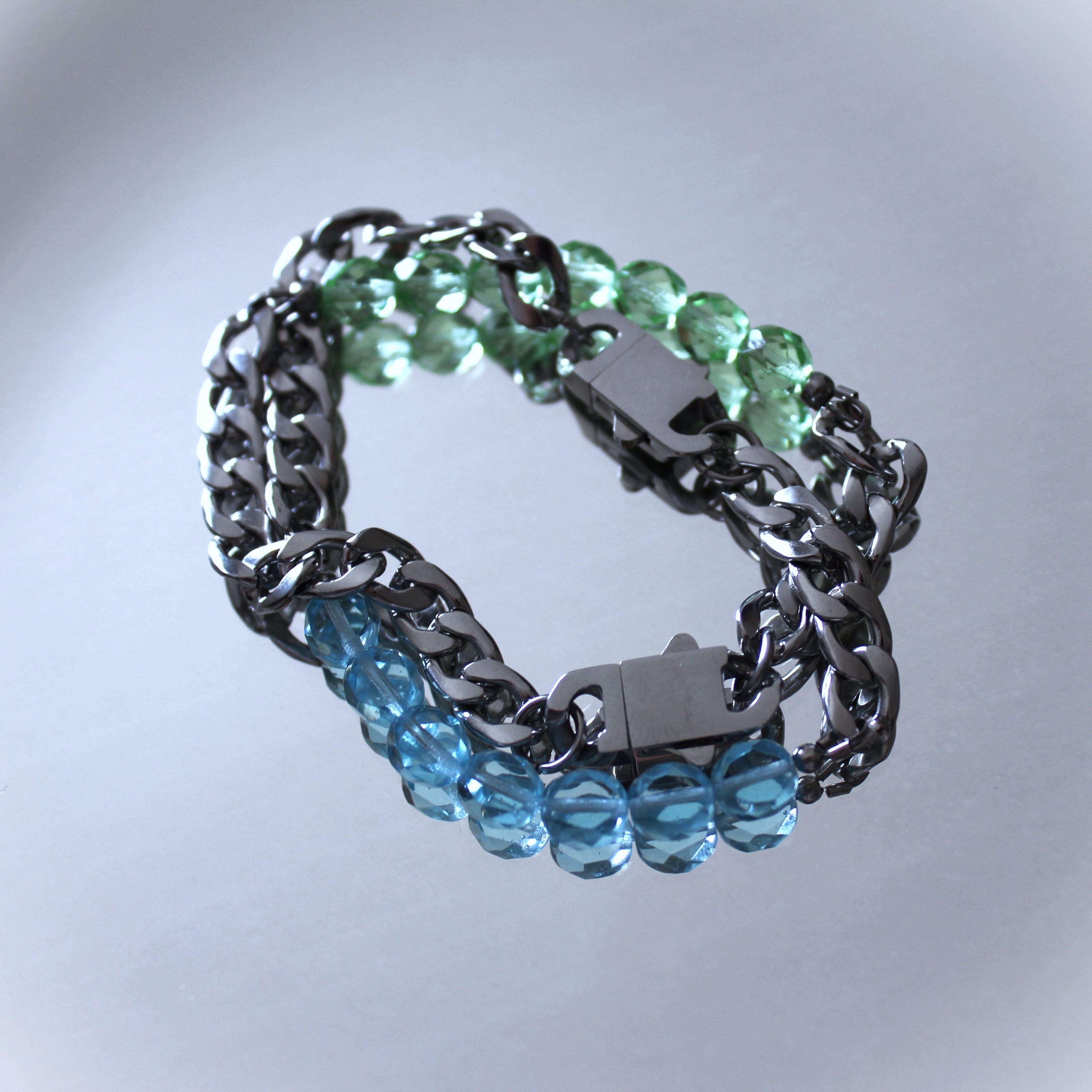 soira jewlry bracelets glass beads handcrafted mad ein berlin product photo of best seller 