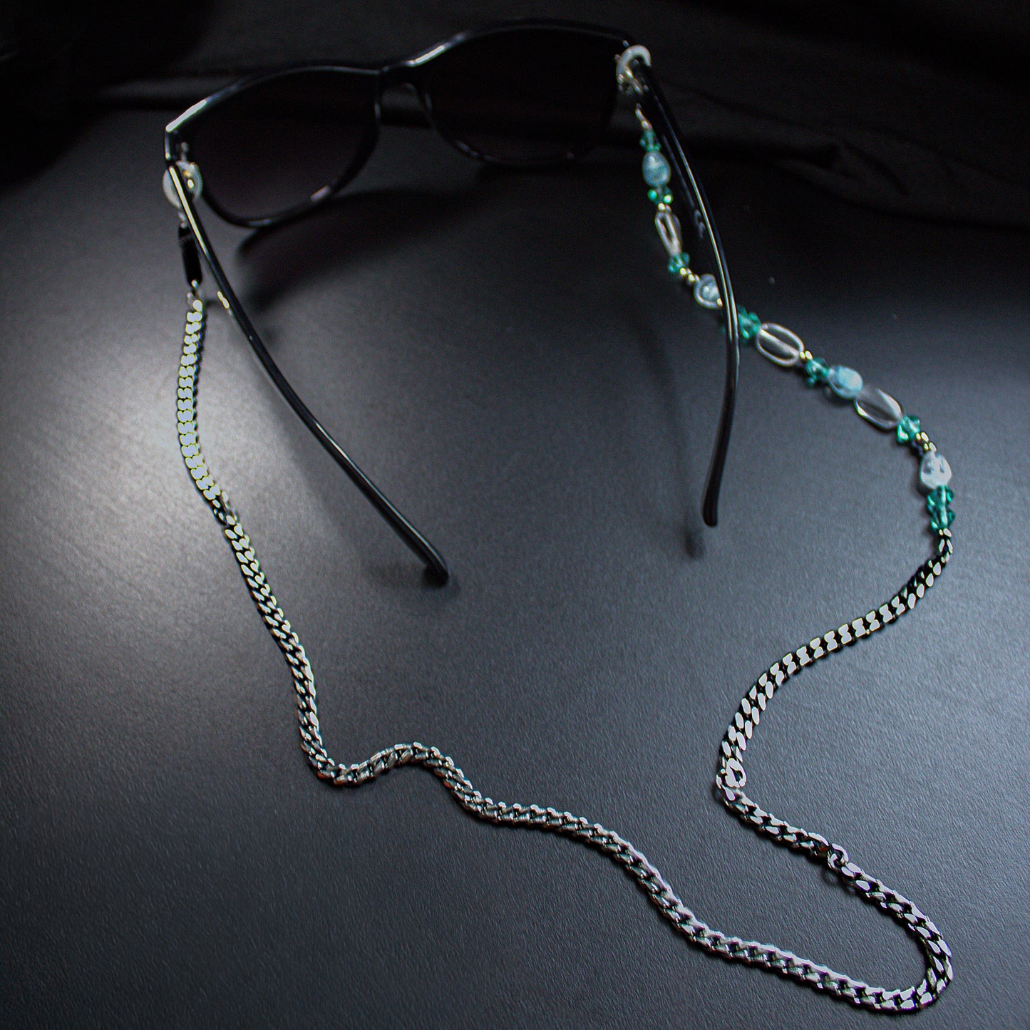 SUNNIES CHAIN : 82PB